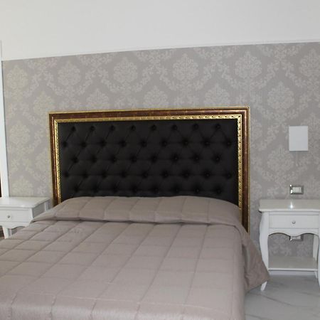 Hotel Residence Villa Del Mare Римини Екстериор снимка