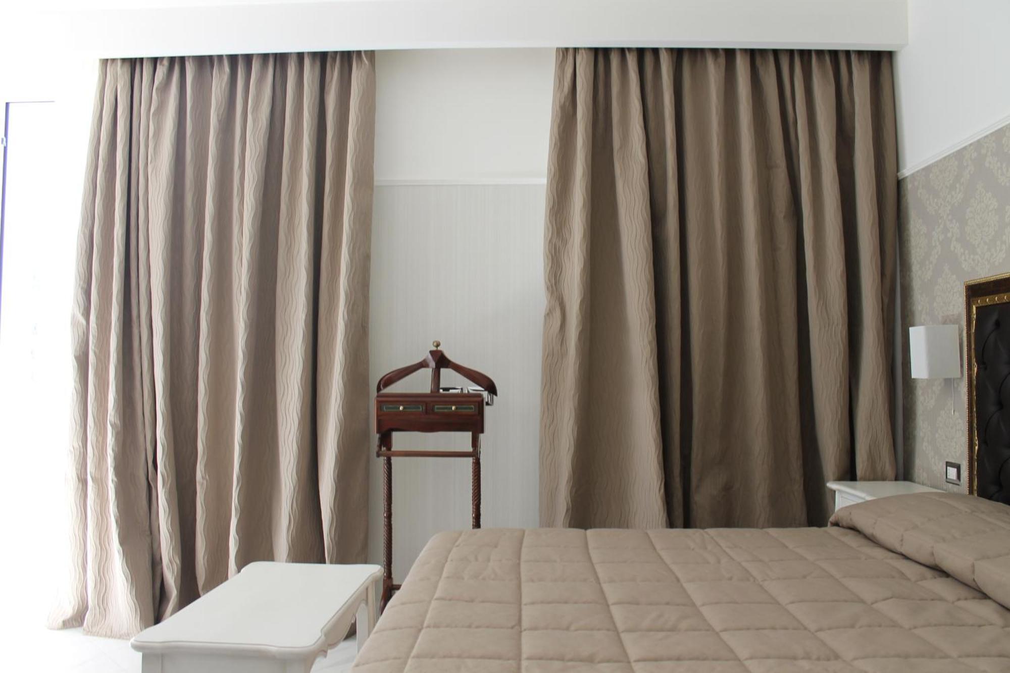 Hotel Residence Villa Del Mare Римини Екстериор снимка