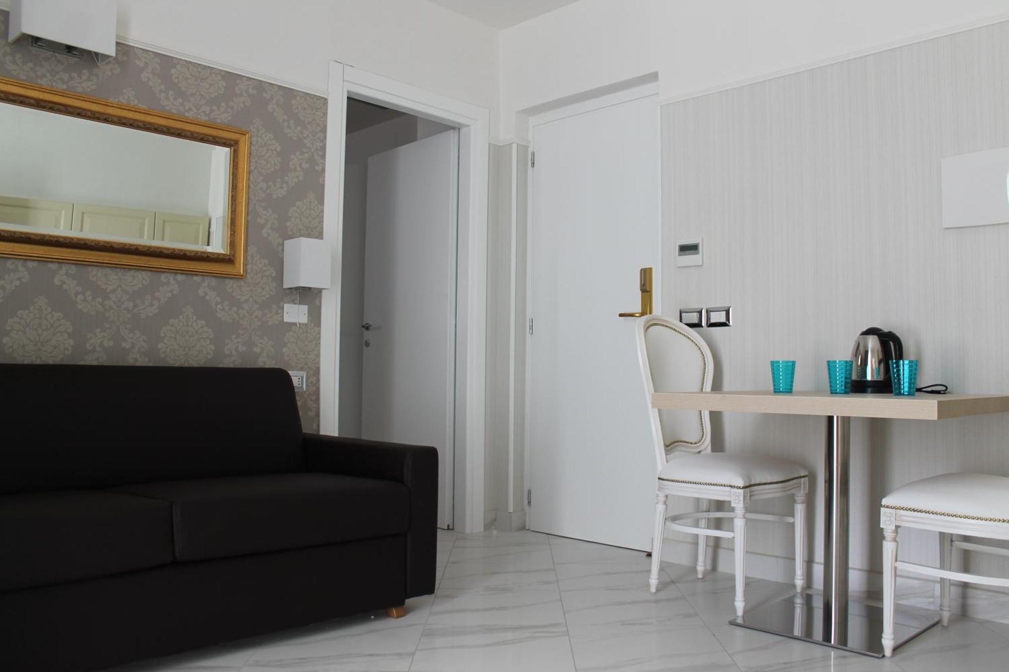 Hotel Residence Villa Del Mare Римини Екстериор снимка