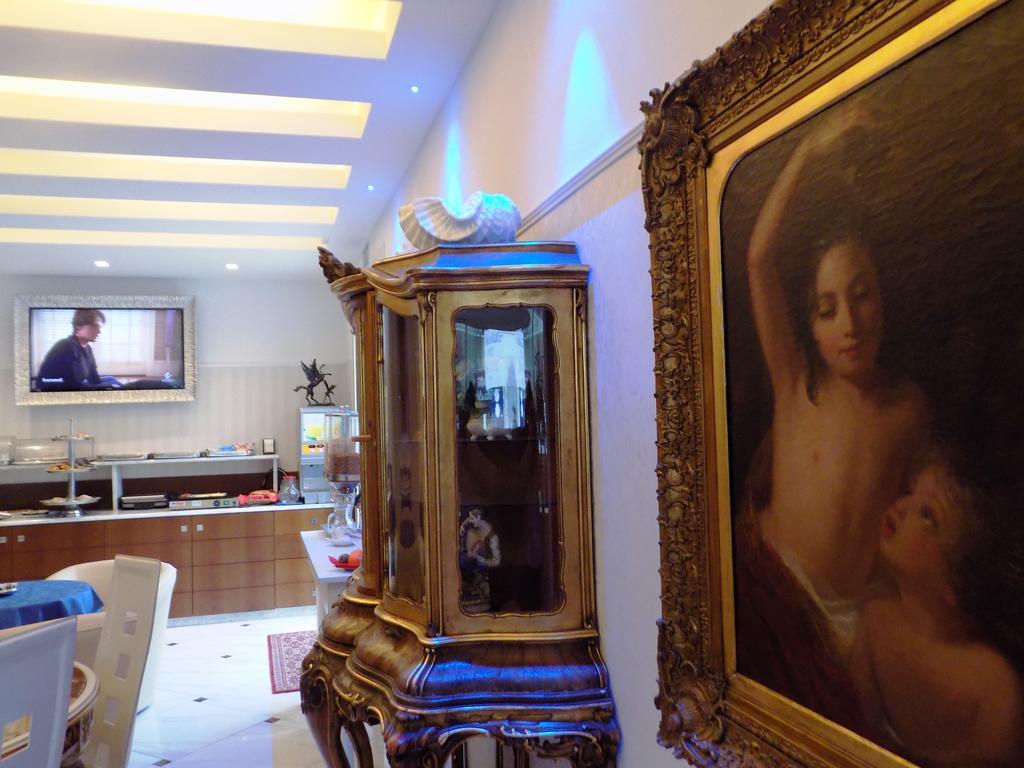 Hotel Residence Villa Del Mare Римини Екстериор снимка